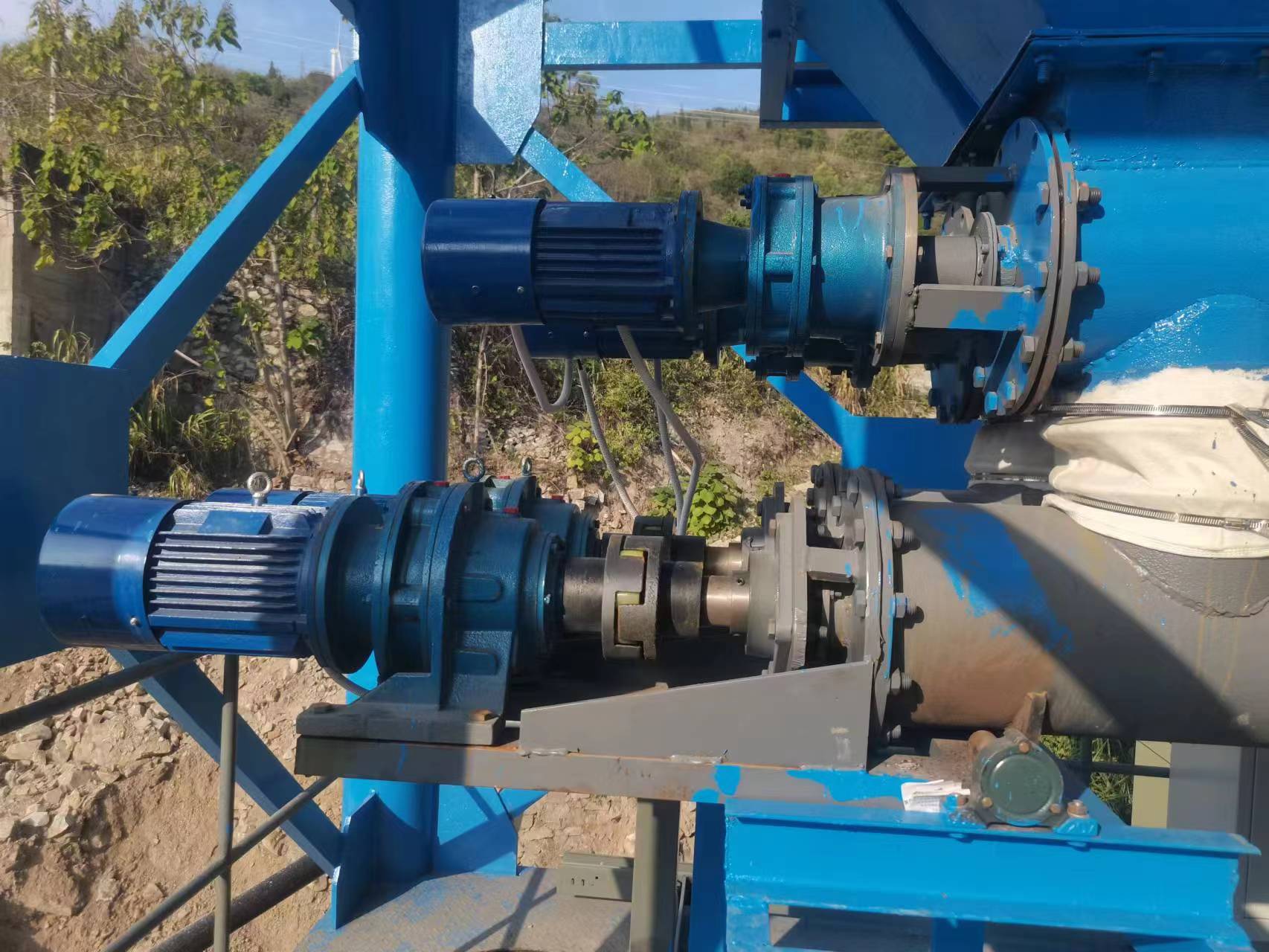 1667791359308279.jpg 1667791359308279.jpg